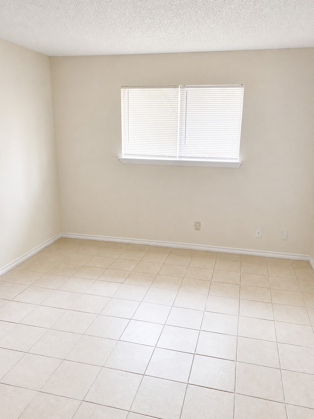 1307 Brenda Lane Property Photo 8