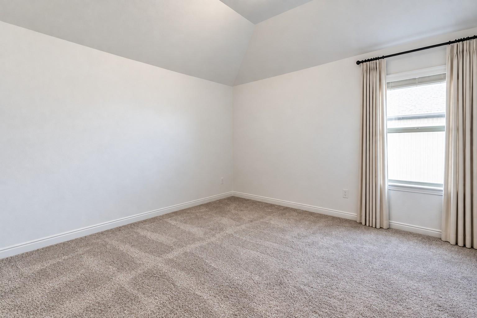 1086 Rosecrush Drive Property Photo 13
