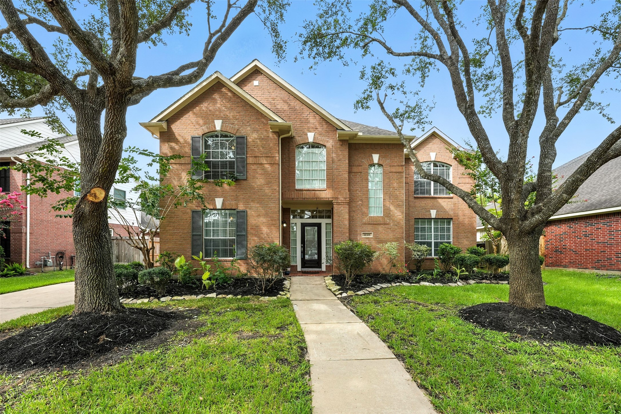 21306 Willowford Park Drive Property Photo 1