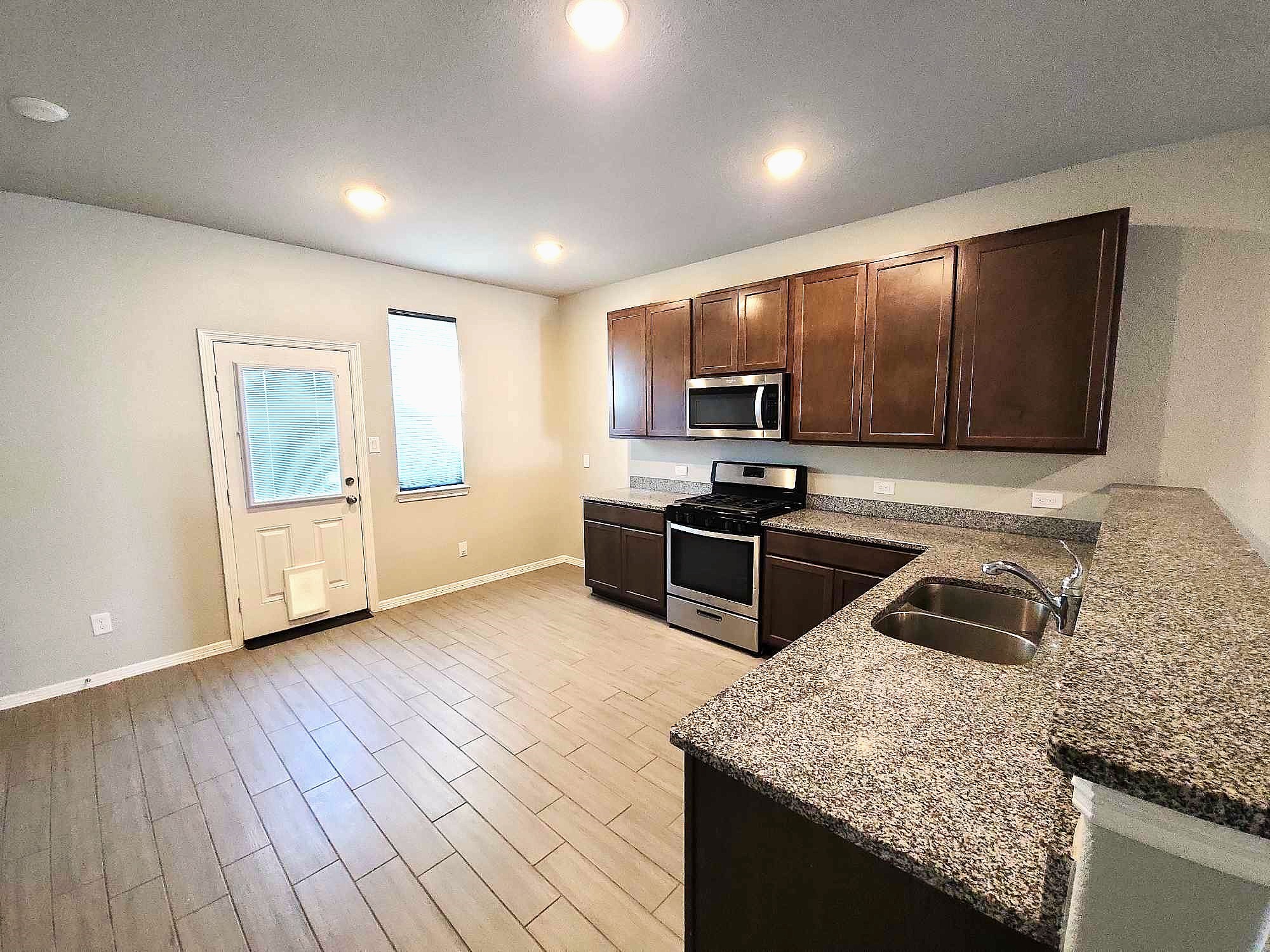 24827 Colony Meadow Trail Property Photo 5