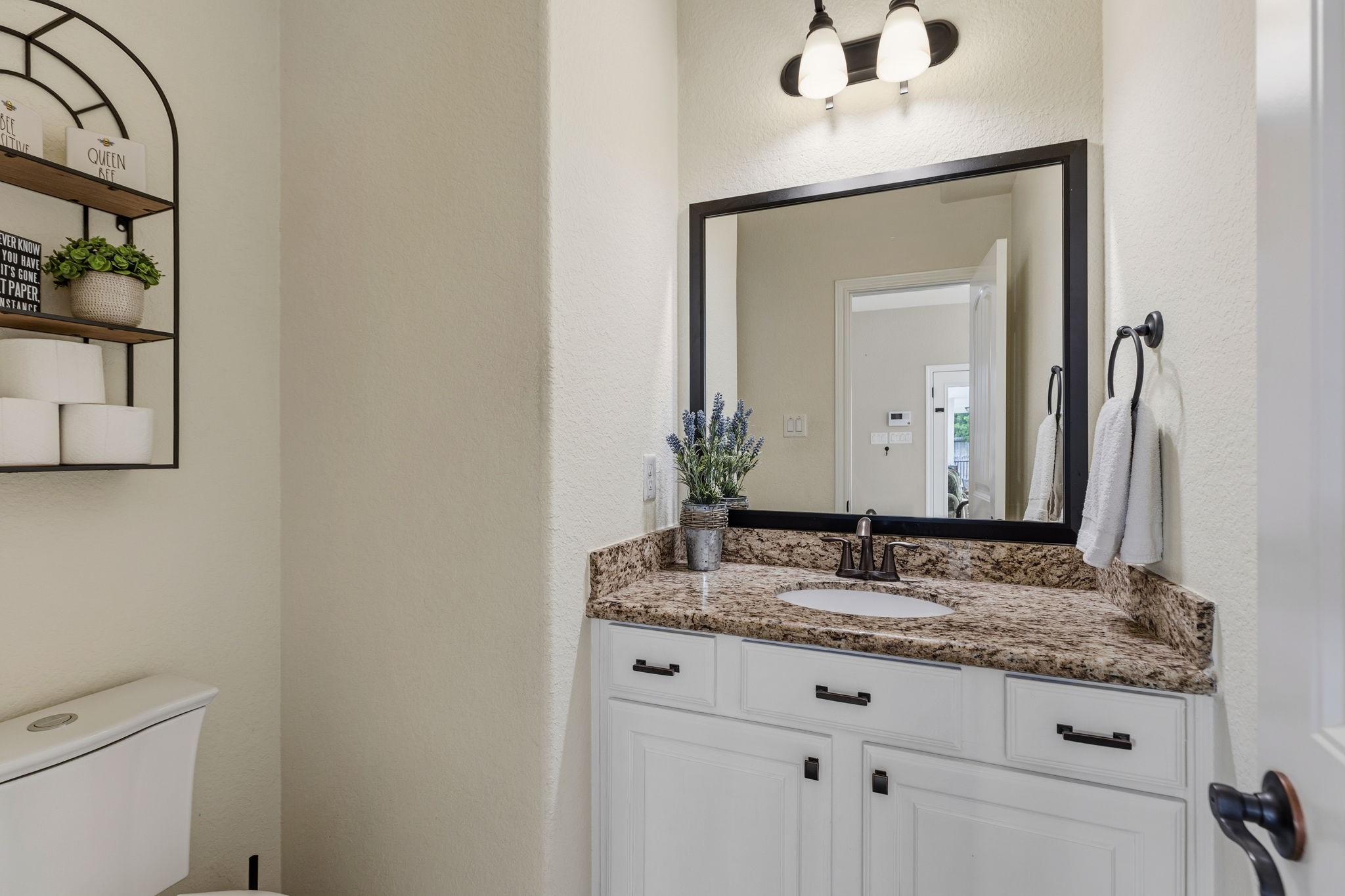 40519 Manor Drive Property Photo 22
