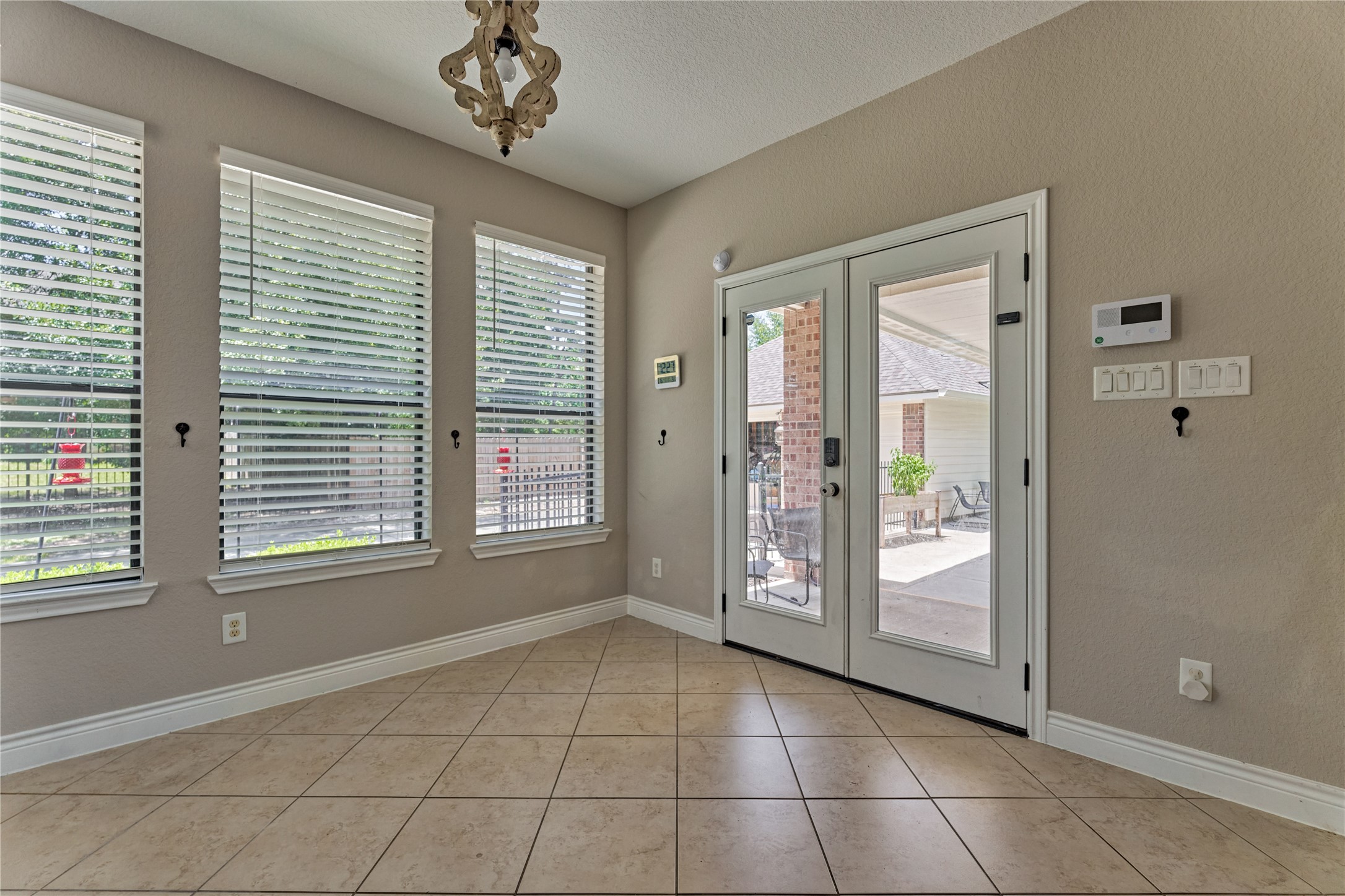 40519 Manor Drive Property Photo 23