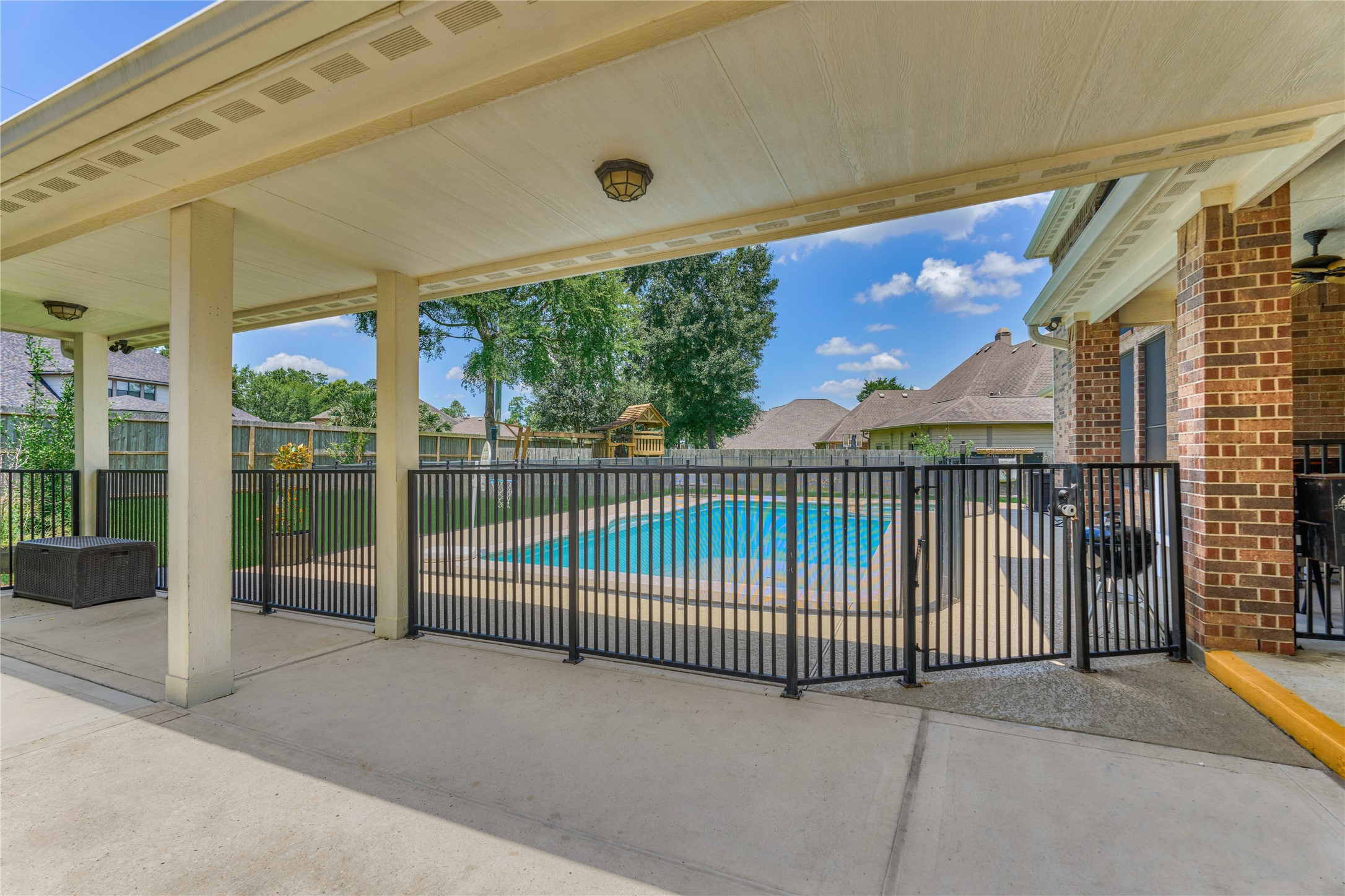 40519 Manor Drive Property Photo 37