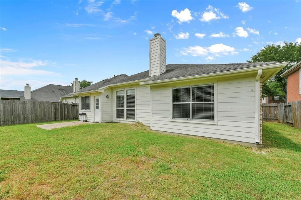 1211 Peacham Court Property Photo 4