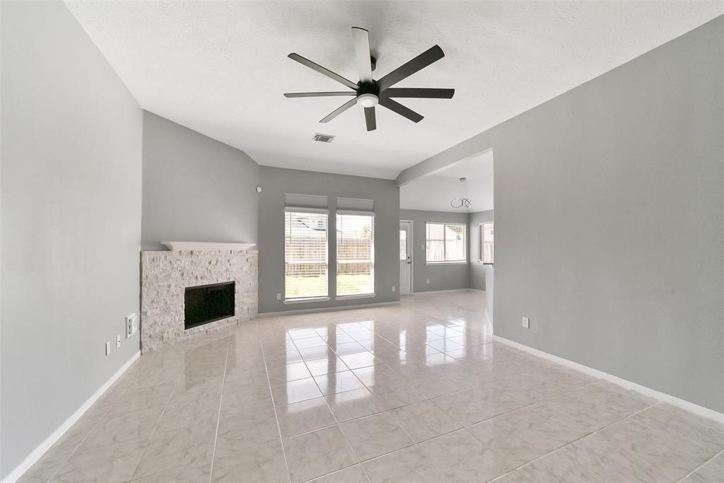 1211 Peacham Court Property Photo 11