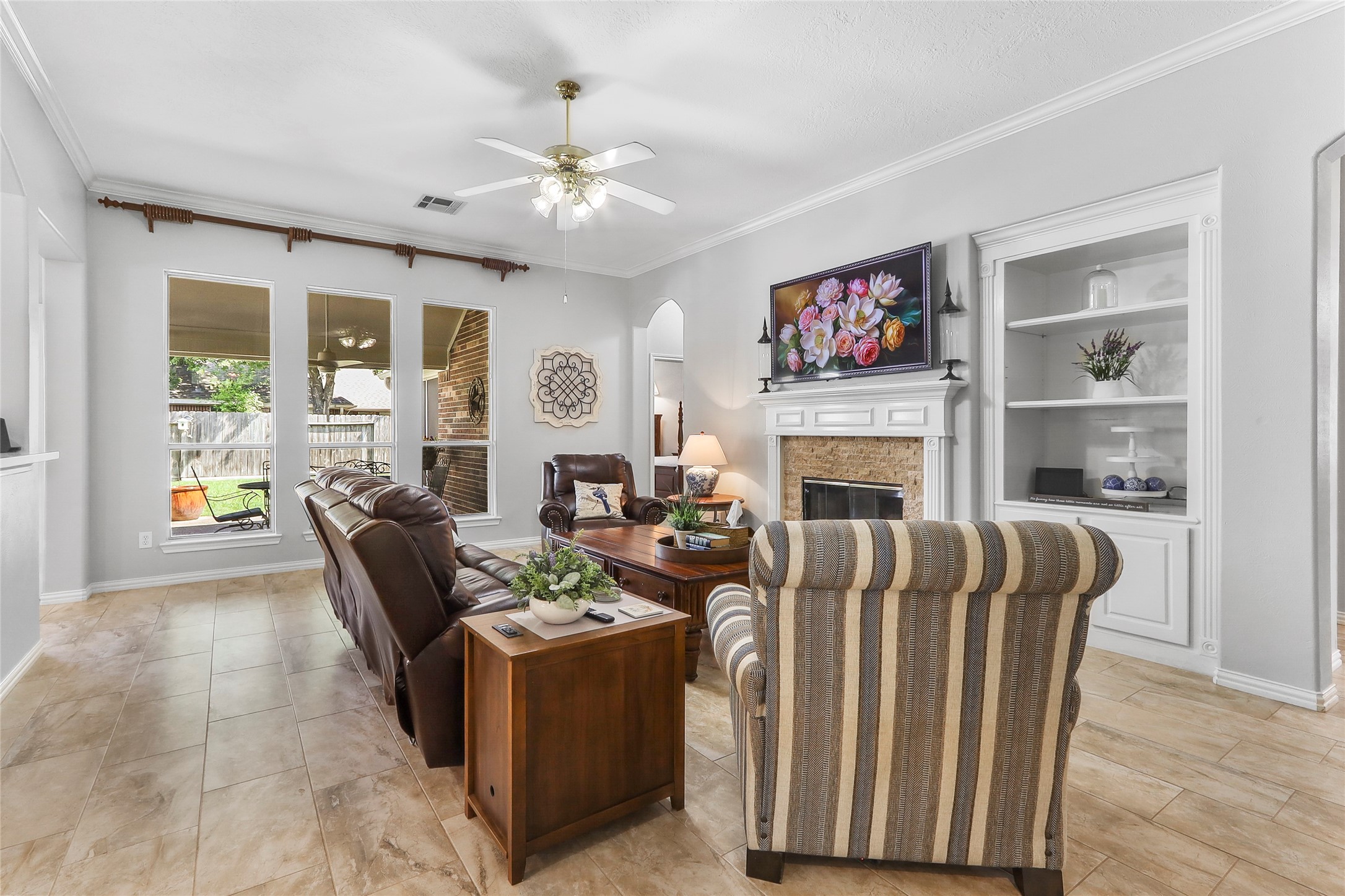 15714 Spring Trail Property Photo 13