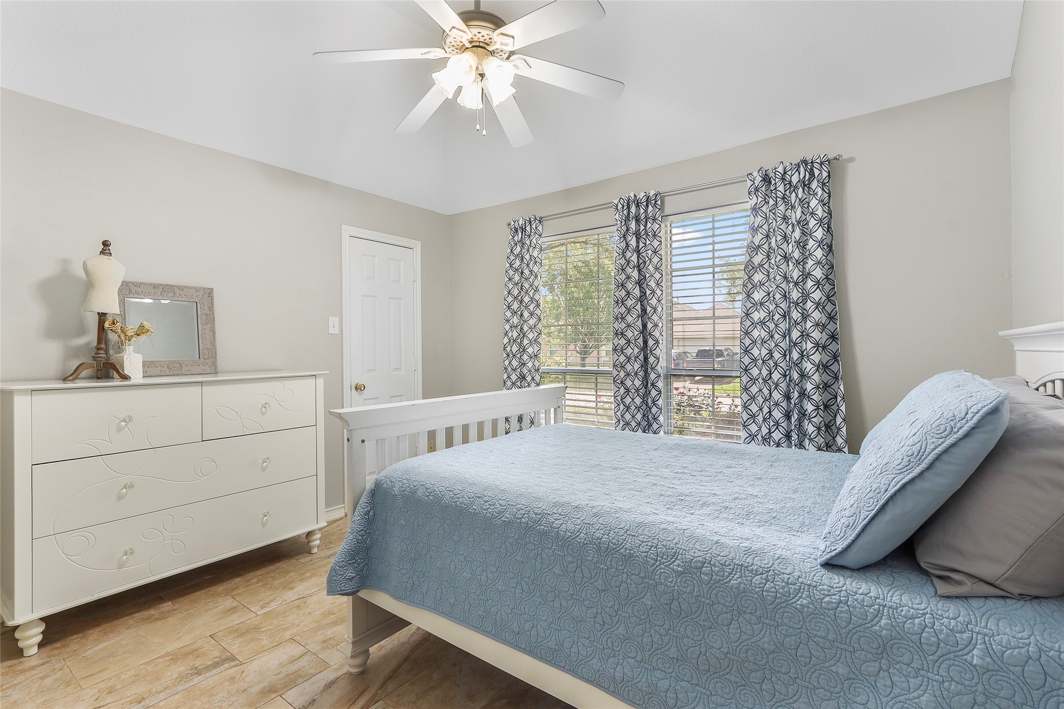 15714 Spring Trail Property Photo 22