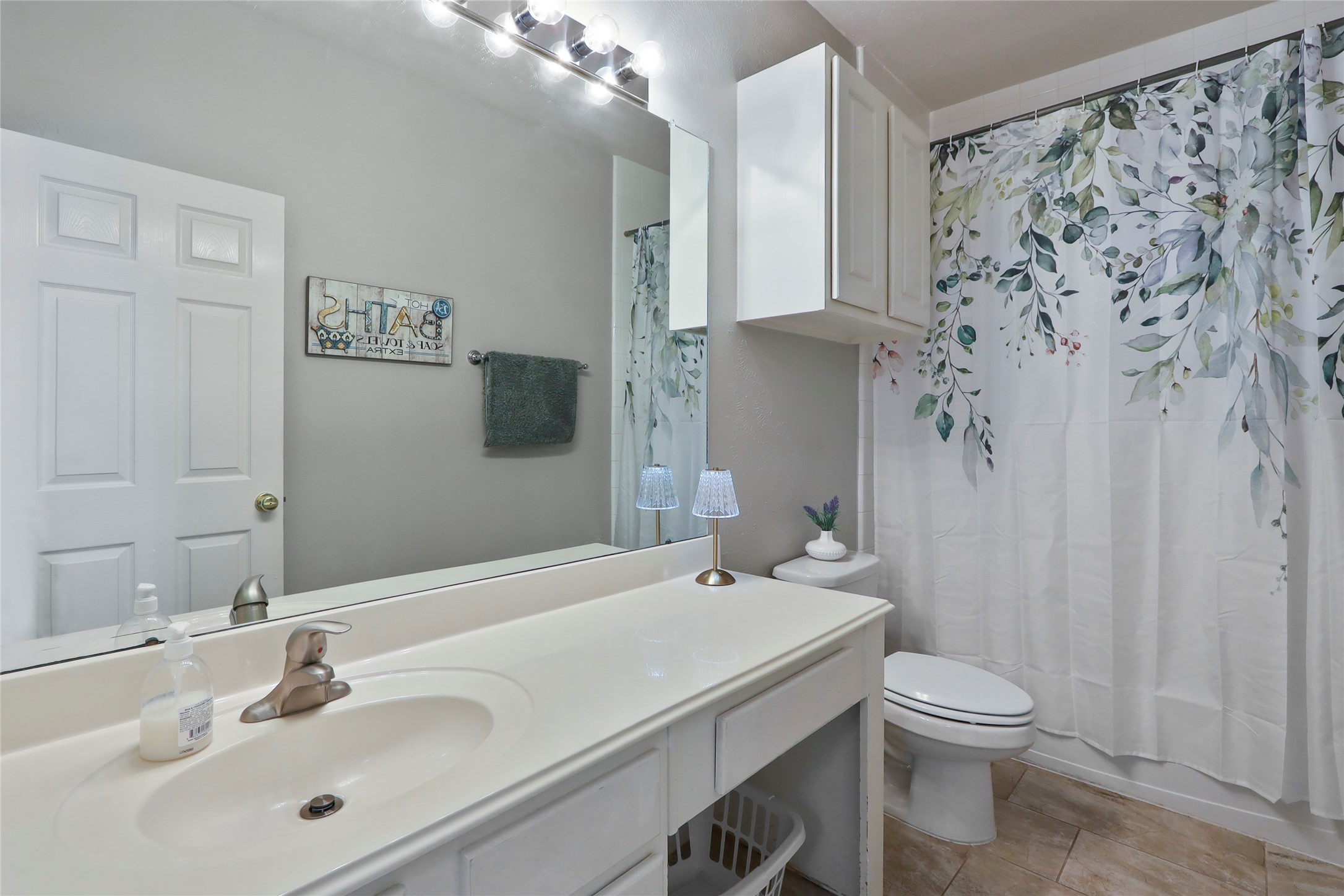 15714 Spring Trail Property Photo 23