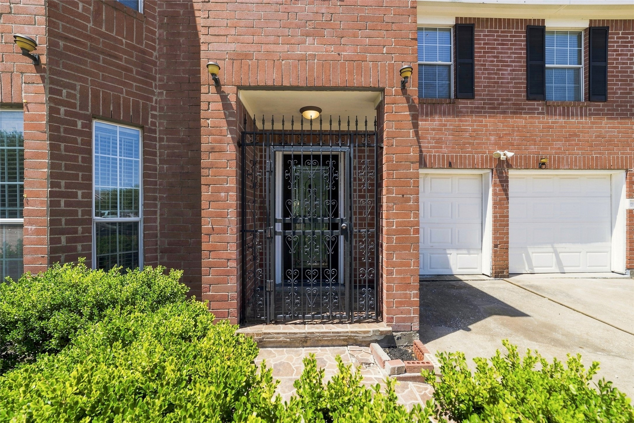 7110 Favian Court Property Photo 2
