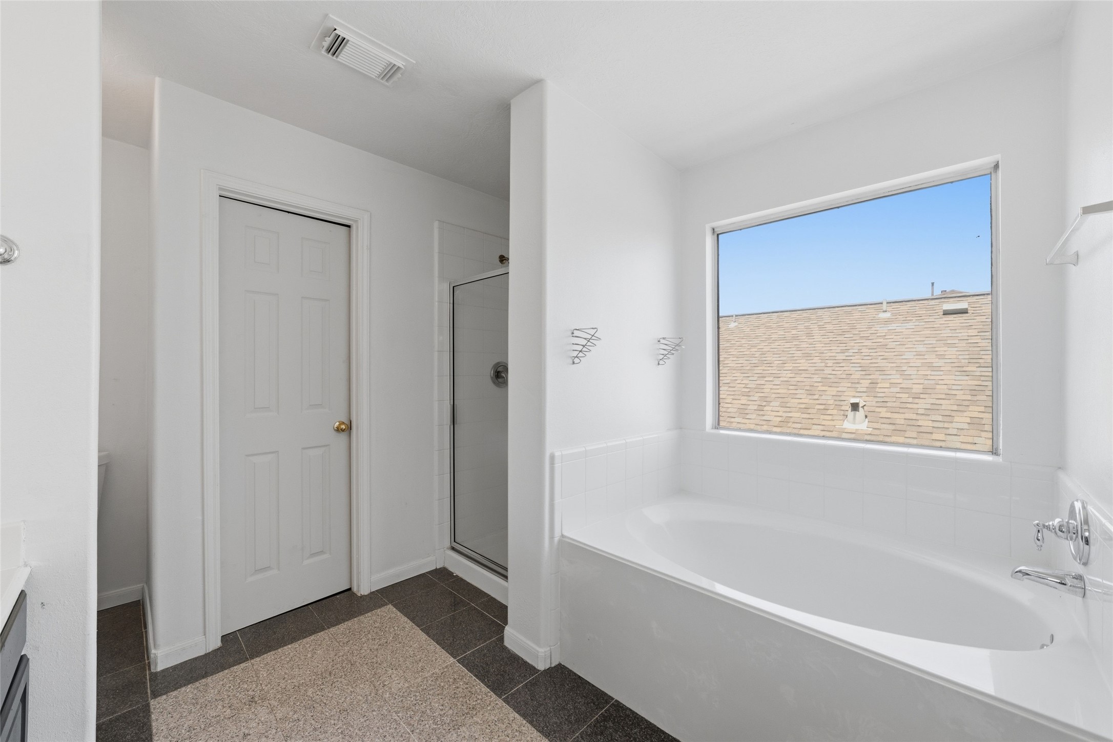 7110 Favian Court Property Photo 25