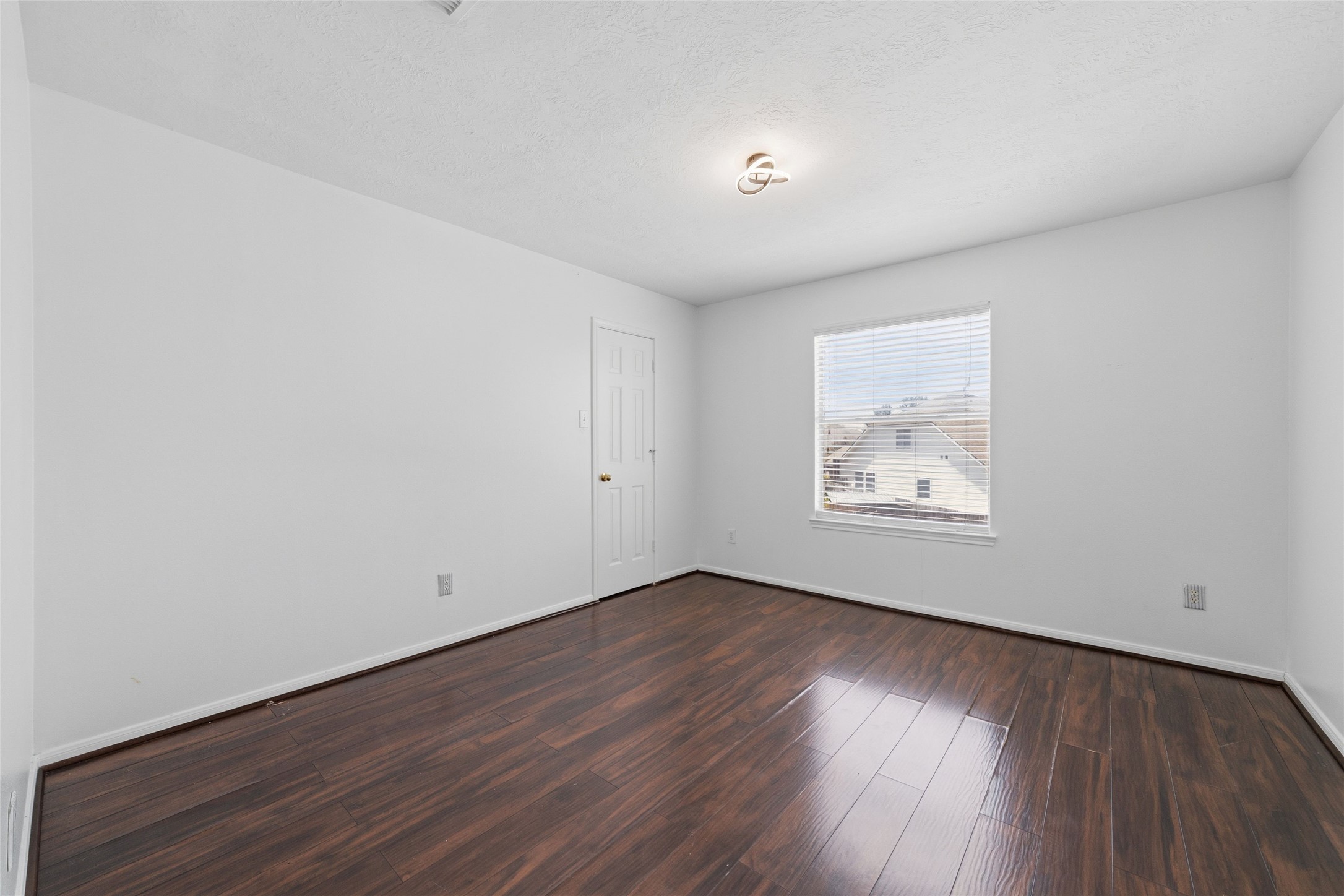 7110 Favian Court Property Photo 31