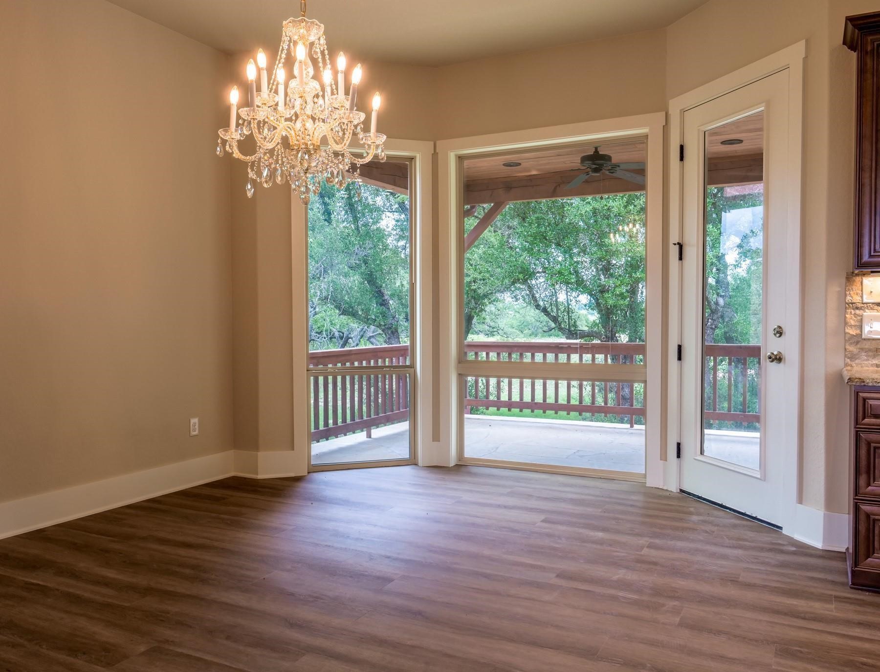 529 Vista Ridge Drive Property Photo 13