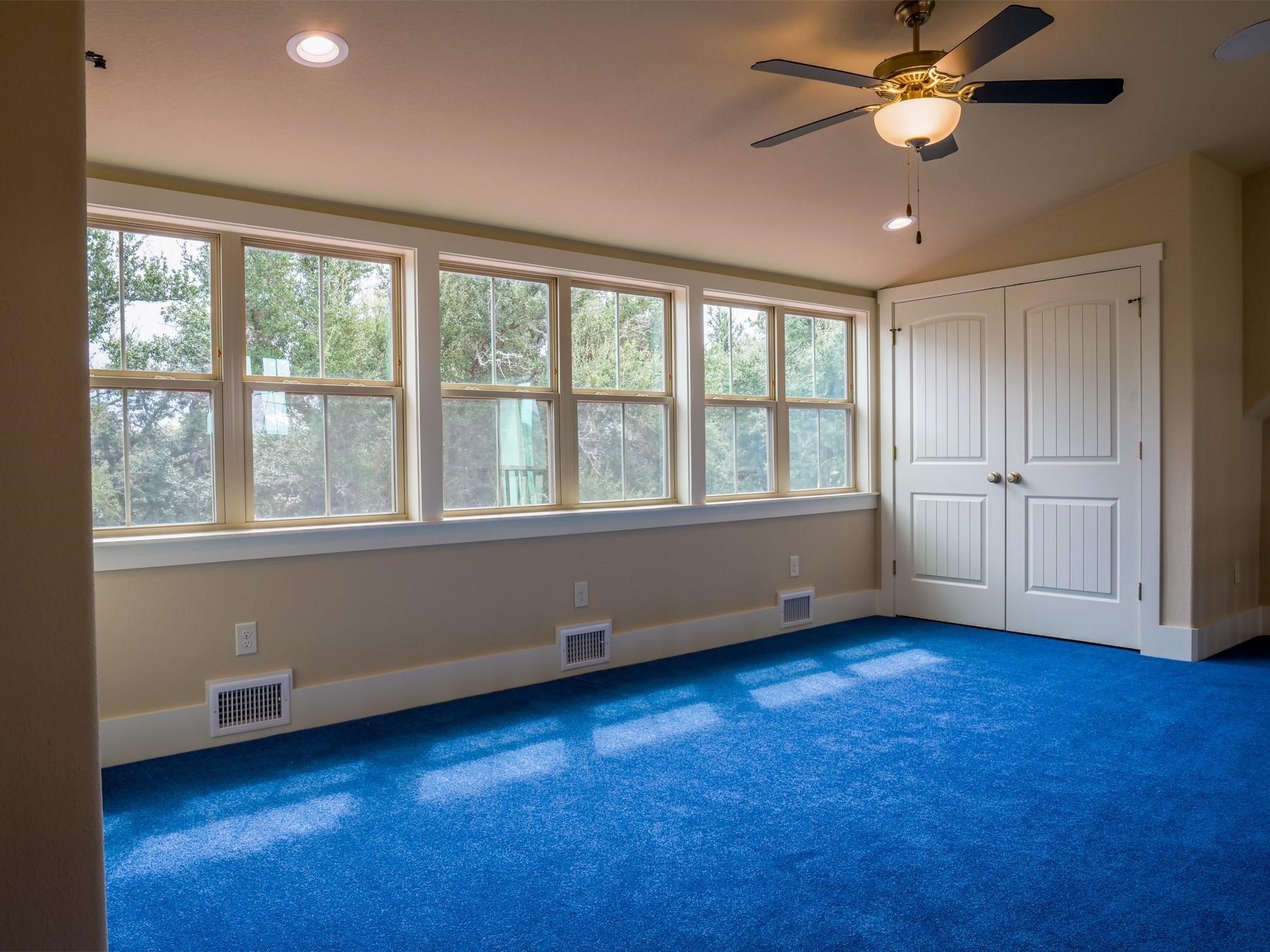 529 Vista Ridge Drive Property Photo 27