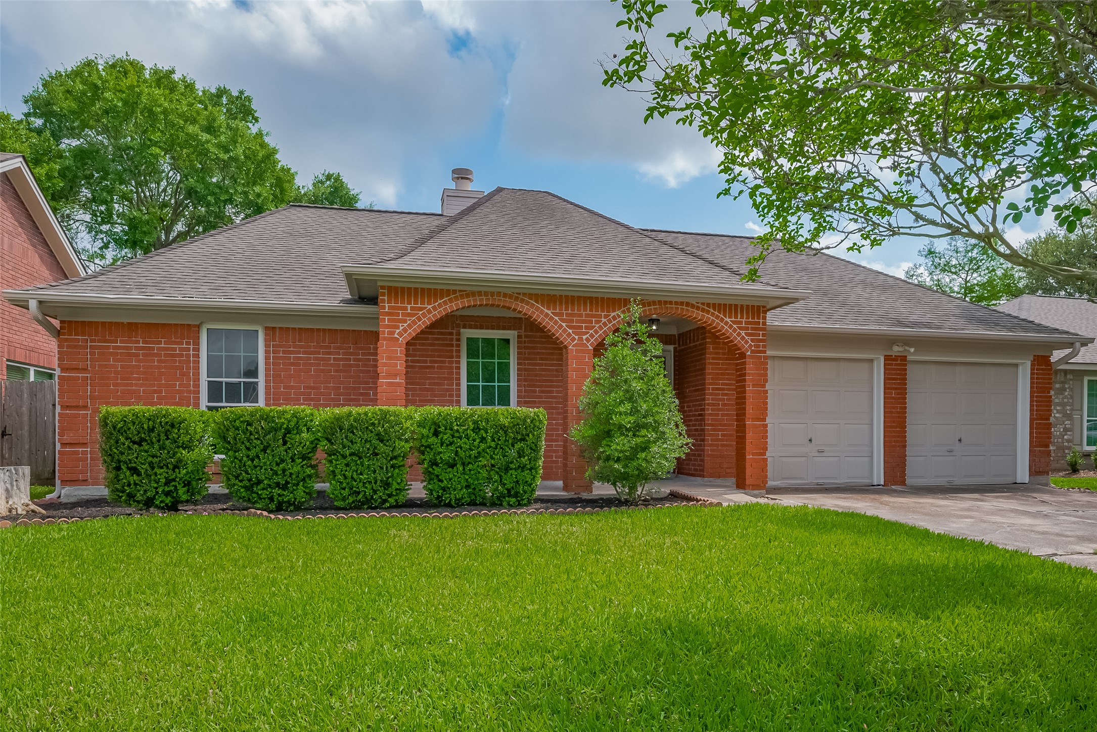3007 Cloverdale Property Photo 1