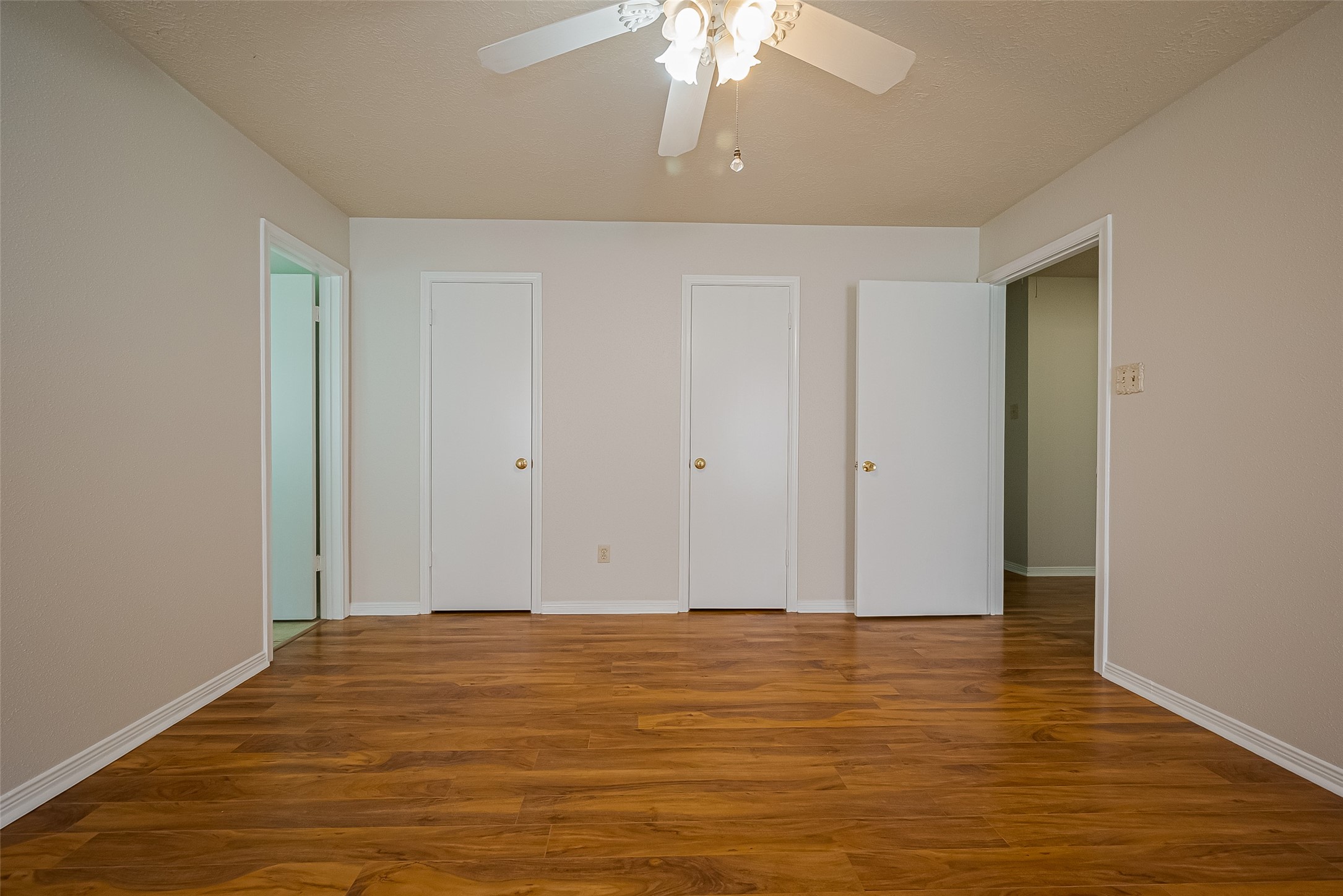 3007 Cloverdale Property Photo 15