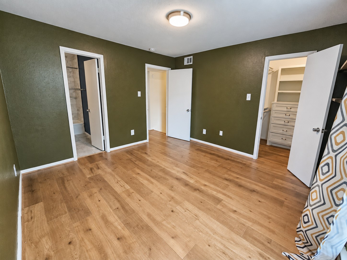1201 Mcduffie Street 118 Property Photo 15
