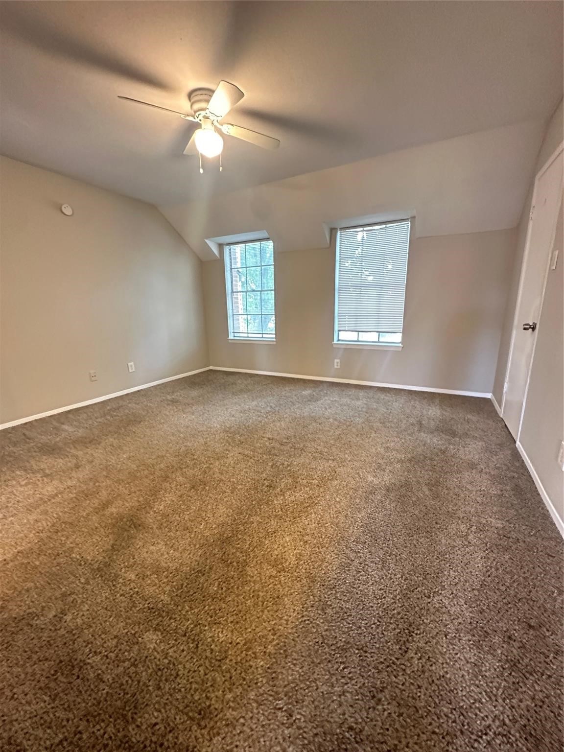 10004 Westview A Property Photo 17