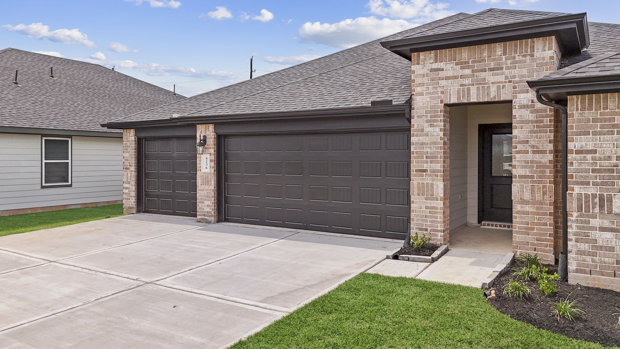 12803 Sunny Fields Lane Property Photo 2