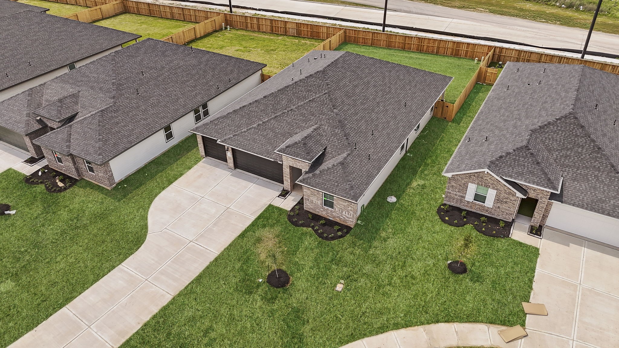 12803 Sunny Fields Lane Property Photo 4