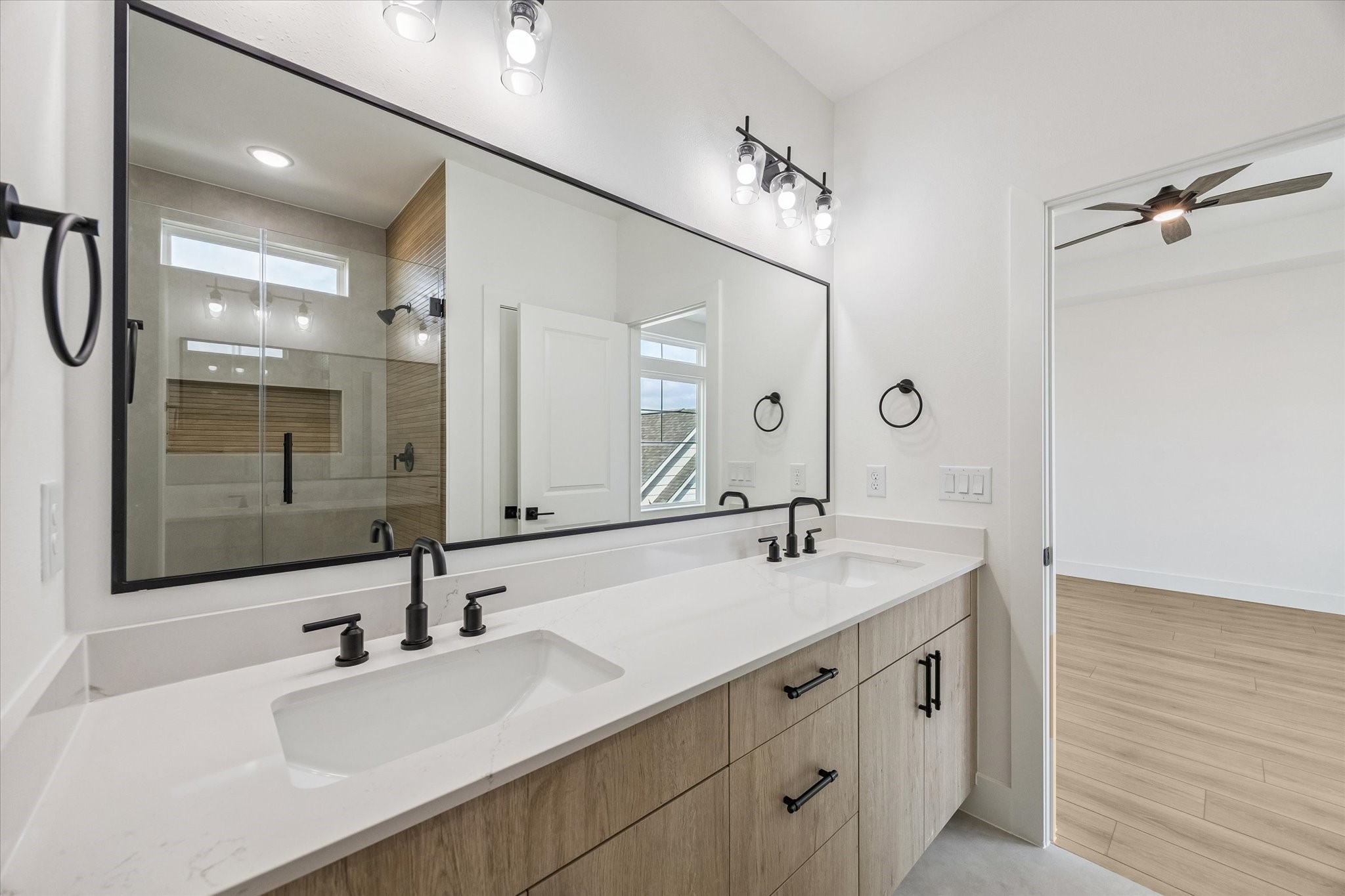752 Curtin Street Property Photo 29