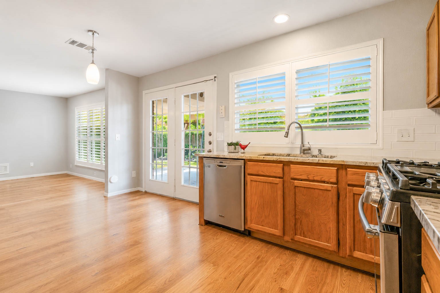 17015 Fordingbridge Drive Property Photo 6