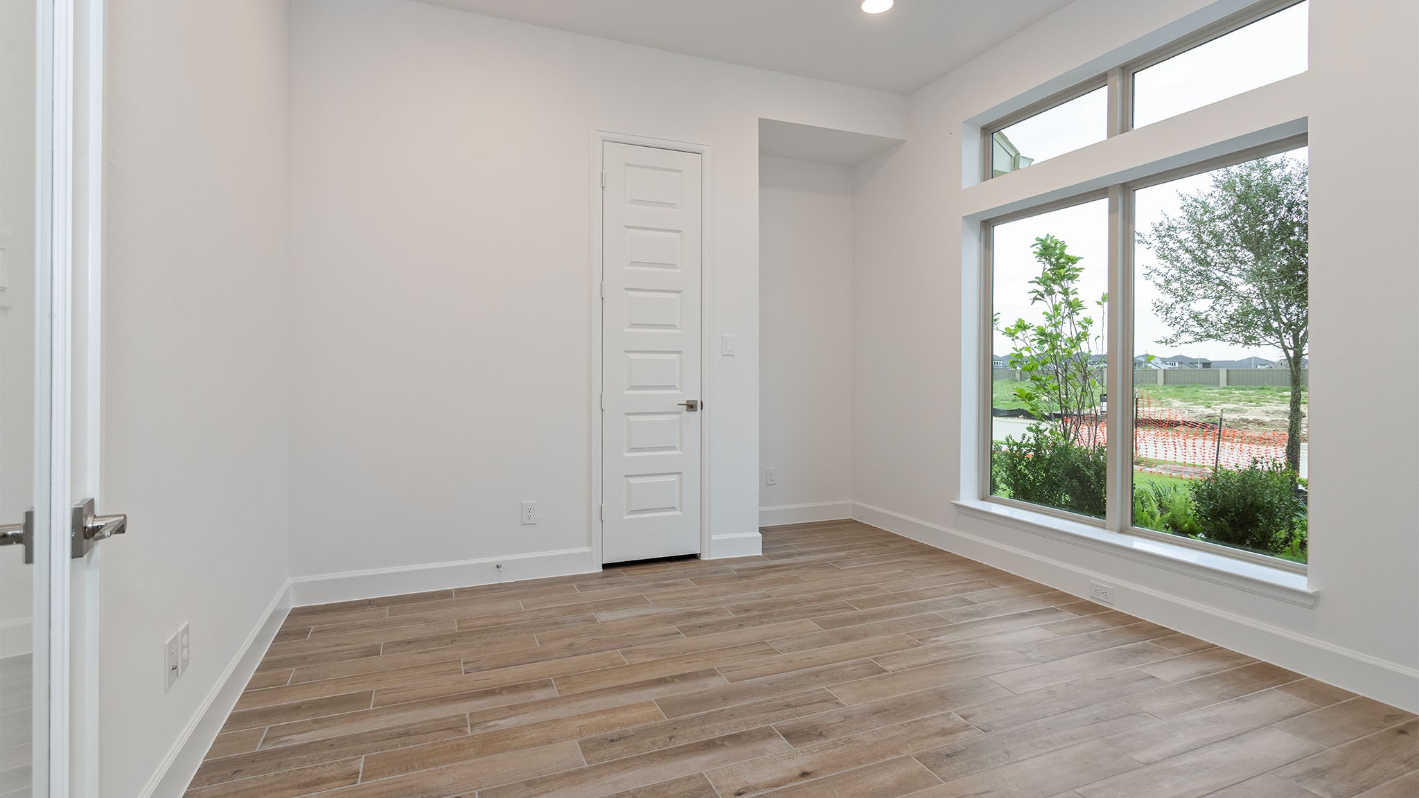 4730 Cascade Waters Lane Property Photo 2