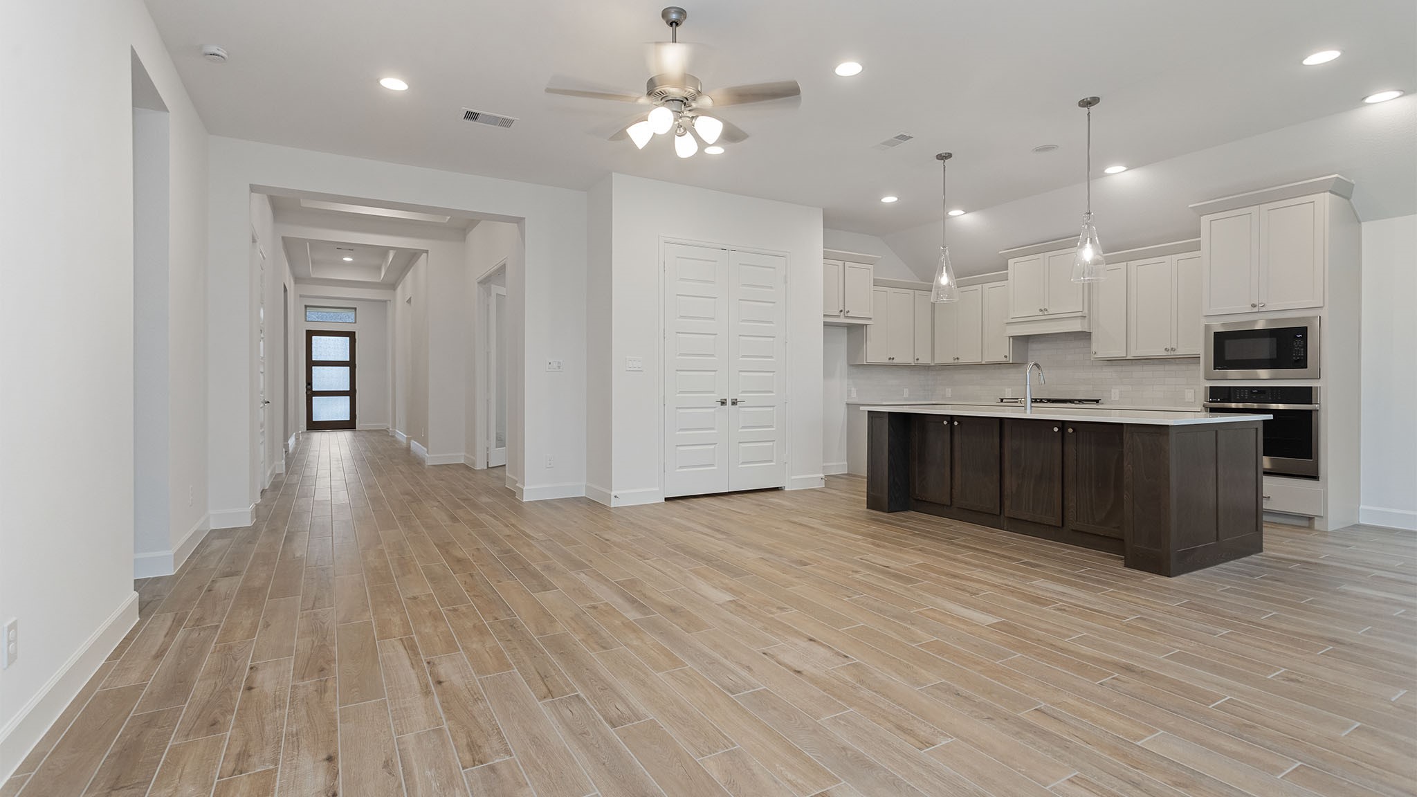 4730 Cascade Waters Lane Property Photo 3