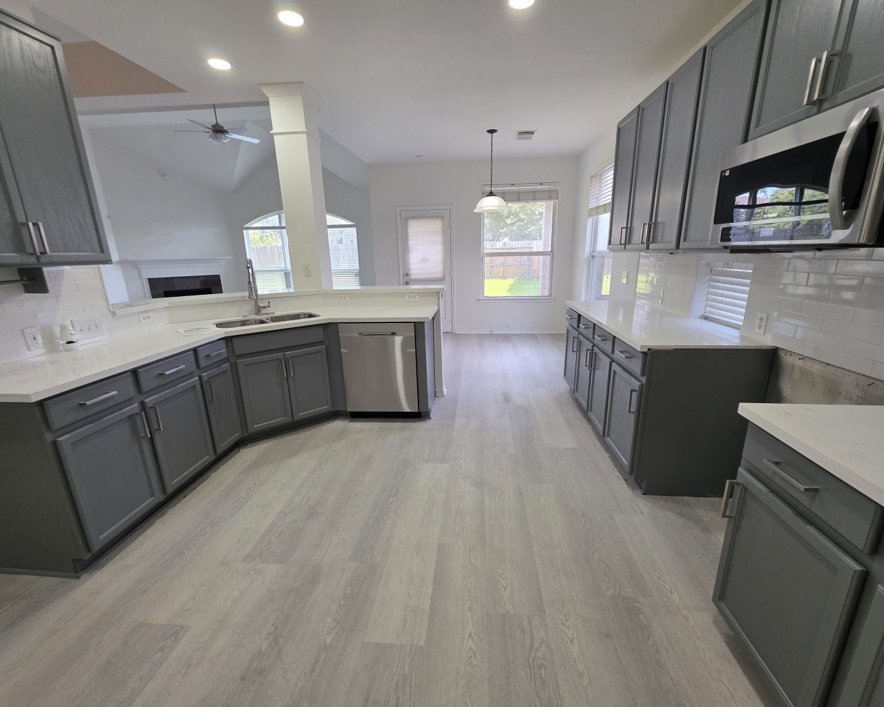 9005 Sundown Drive Property Photo 3