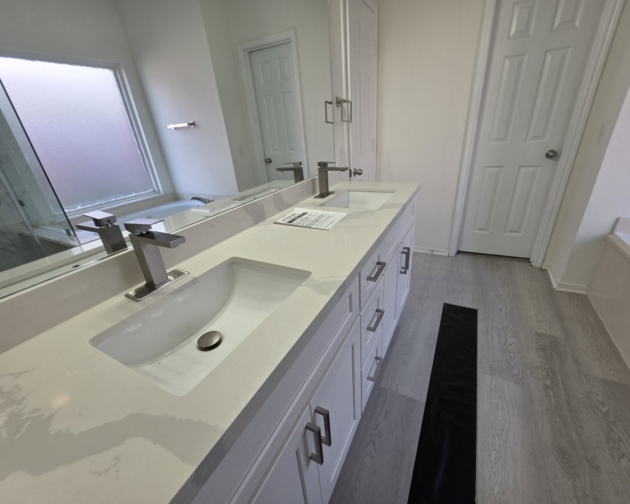9005 Sundown Drive Property Photo 13
