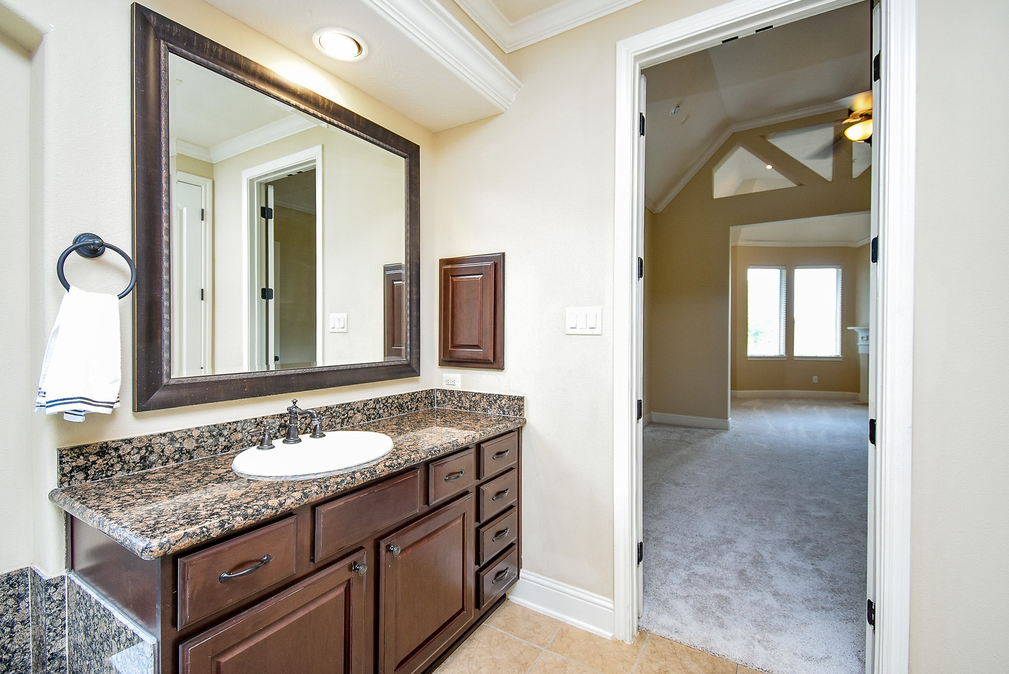 1611 Whitfield Street Property Photo 25