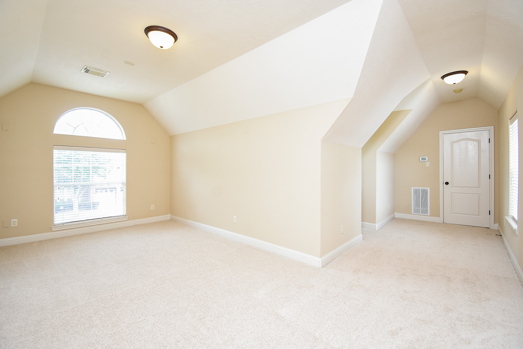 1611 Whitfield Street Property Photo 33