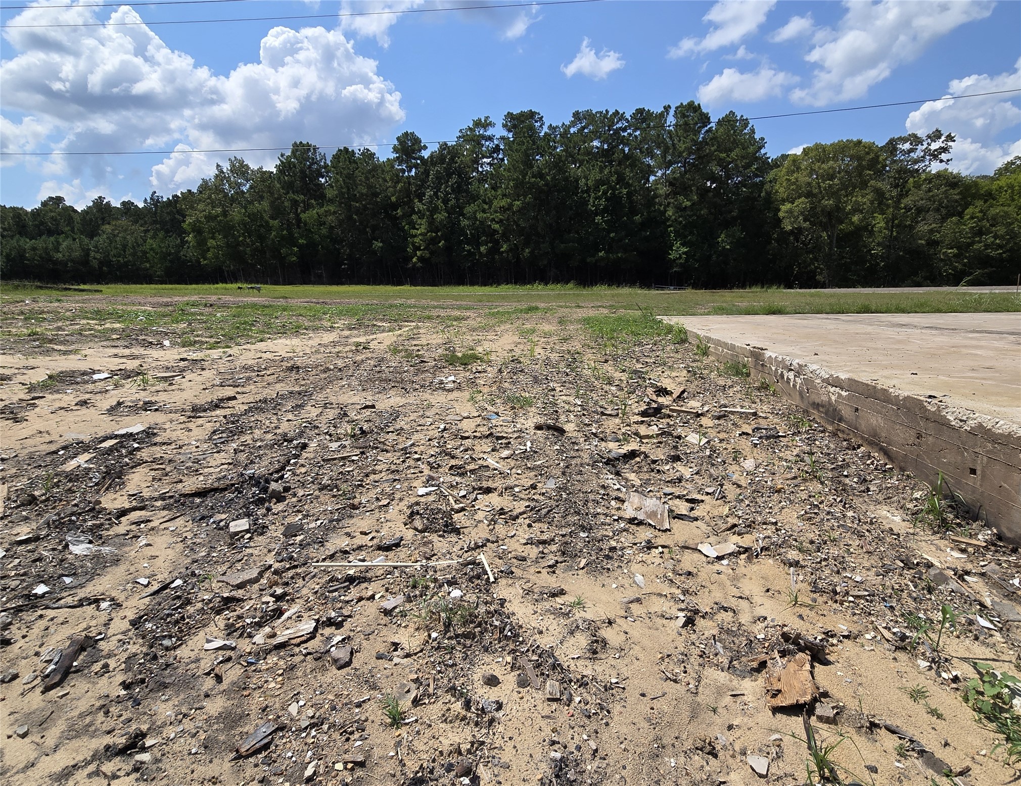 33492 Highway 146 N Property Photo 4