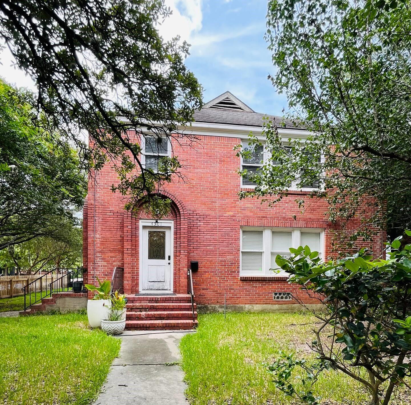 4301 Polk Street Property Photo 1