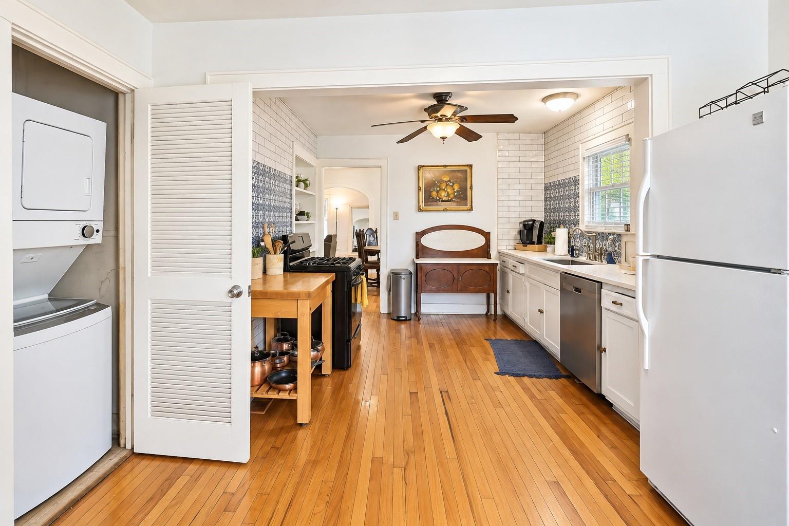 4301 Polk Street Property Photo 3