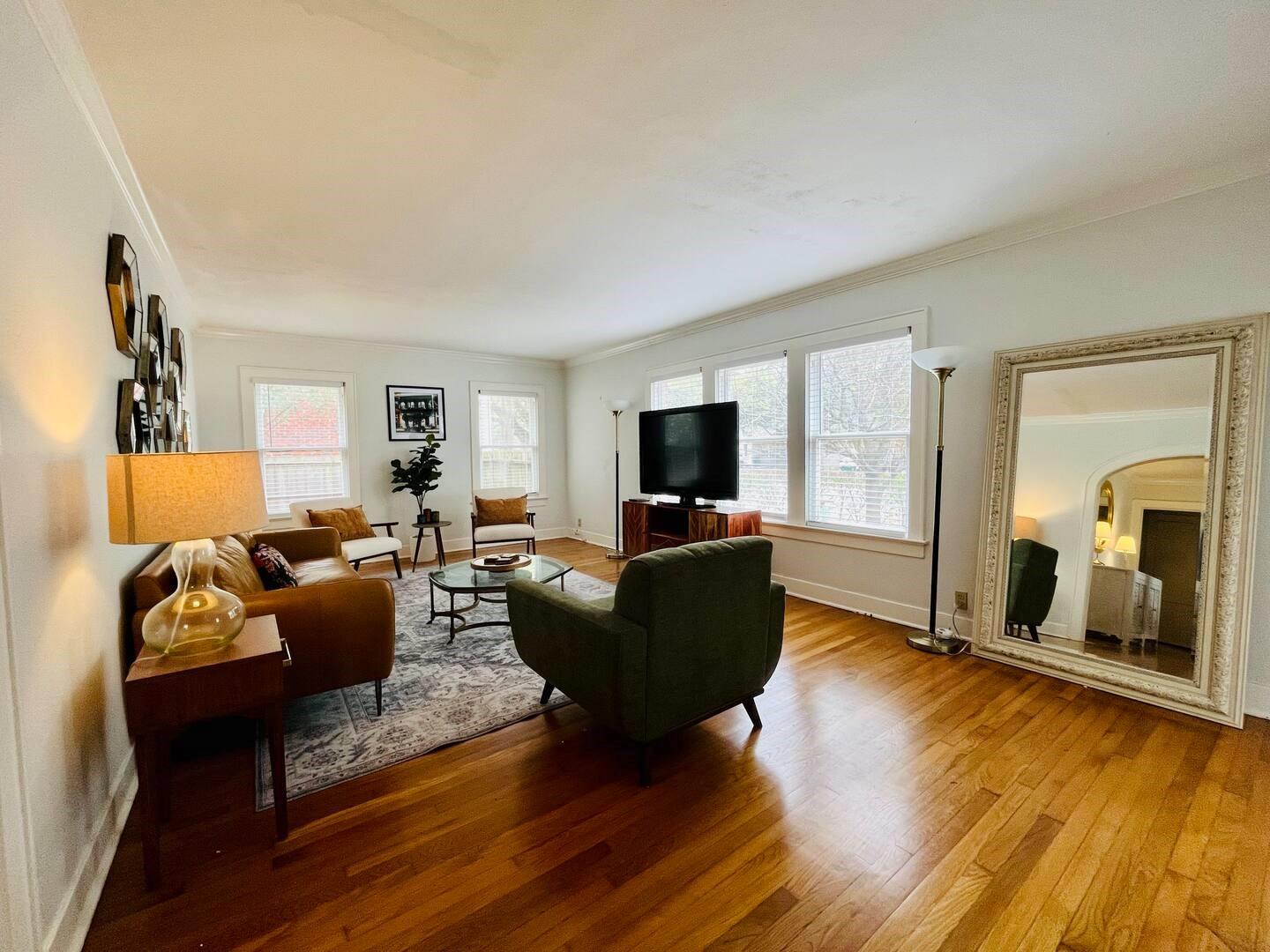 4301 Polk Street Property Photo 11