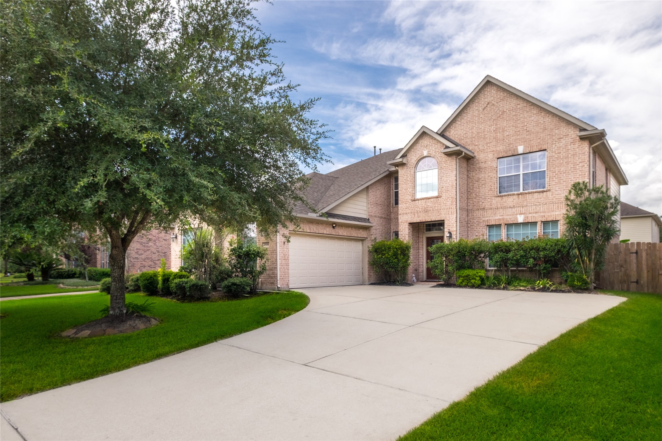 26114 Sandersgate Lane Property Photo 1