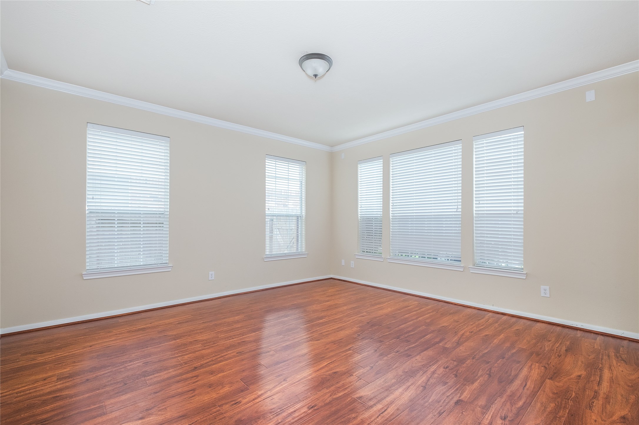26114 Sandersgate Lane Property Photo 4