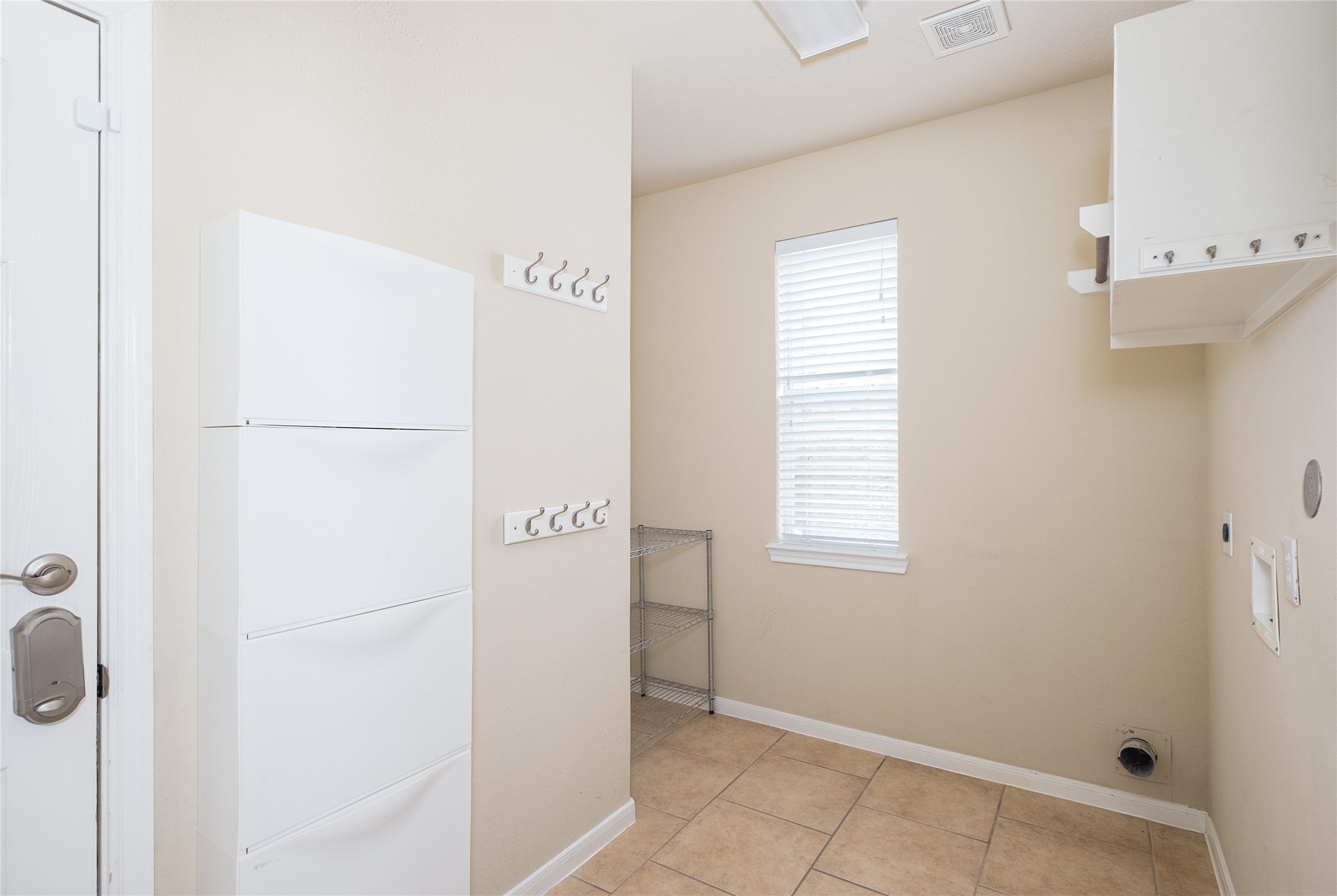 26114 Sandersgate Lane Property Photo 16