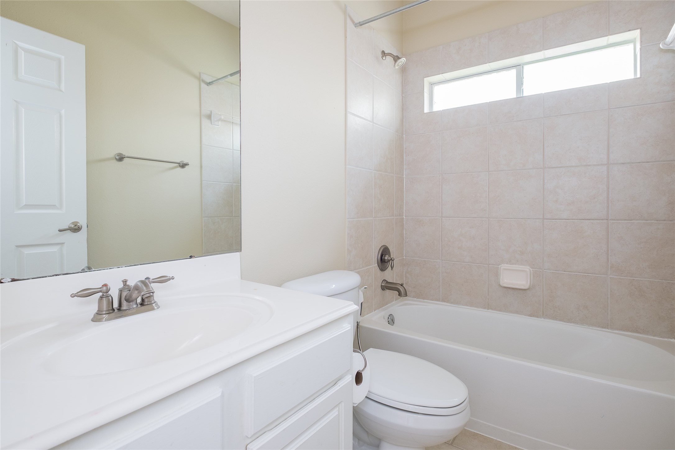 26114 Sandersgate Lane Property Photo 17