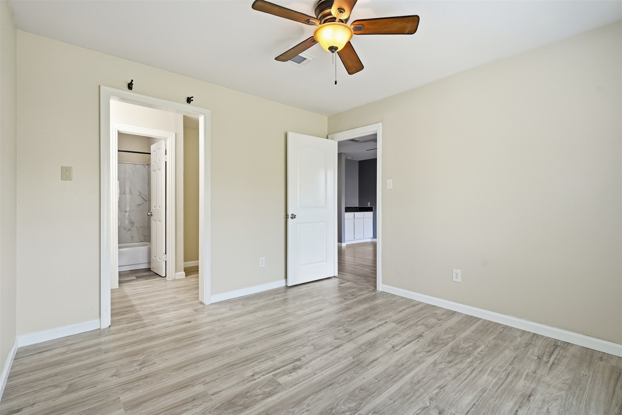 18800 Egret Bay Boulevard 1007 Property Photo 10