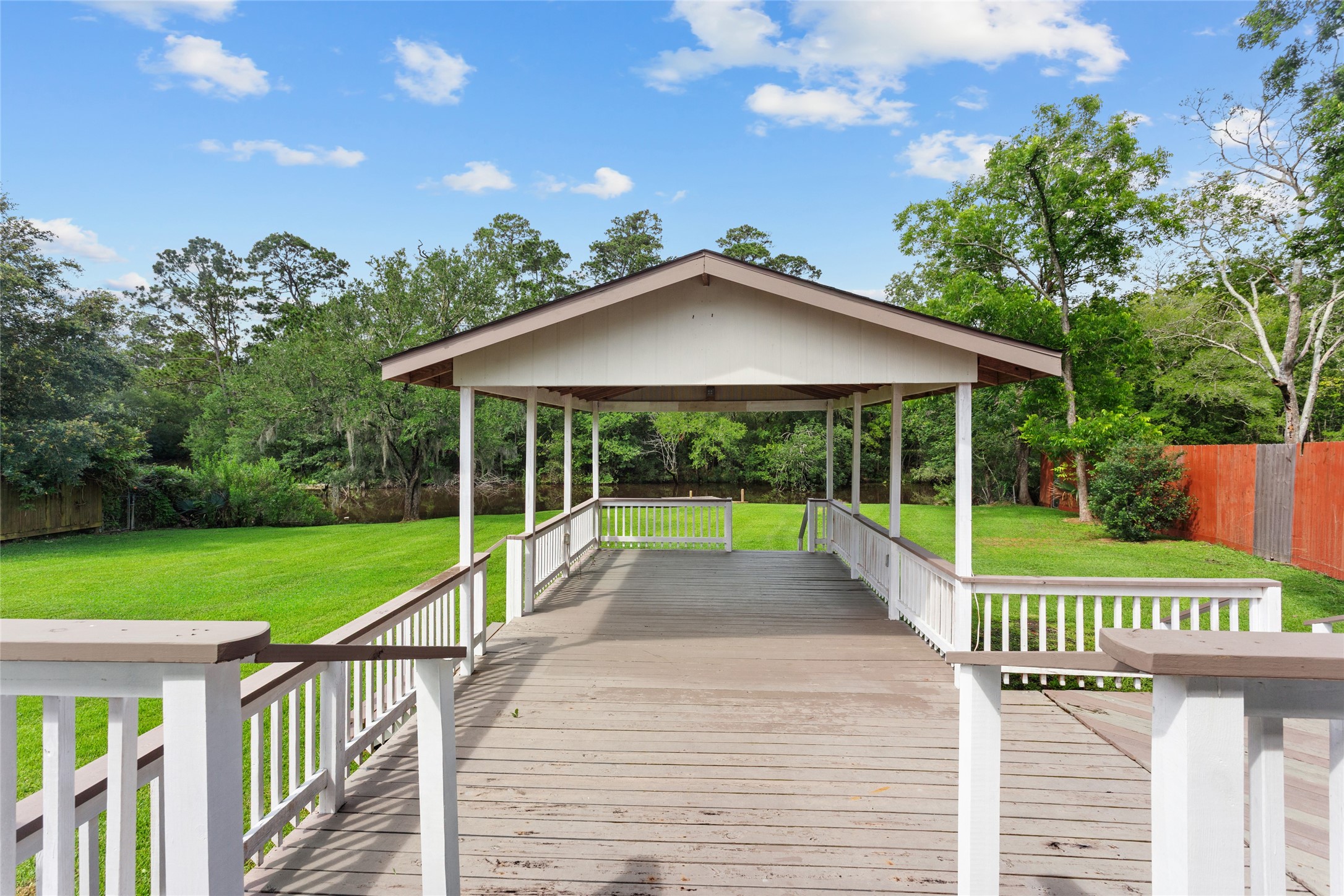 3310 Oak Drive Property Photo 2