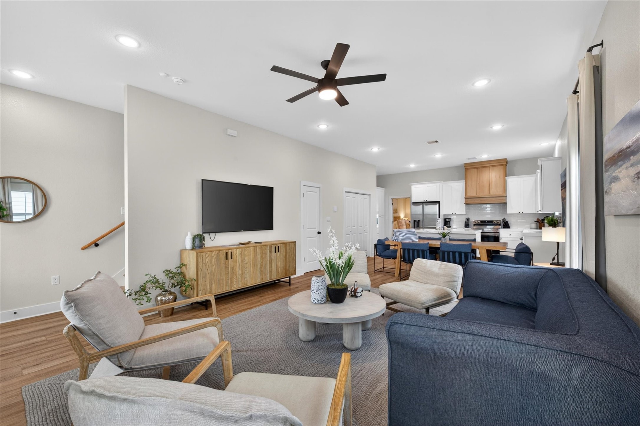 2503 103rd Street Property Photo 8
