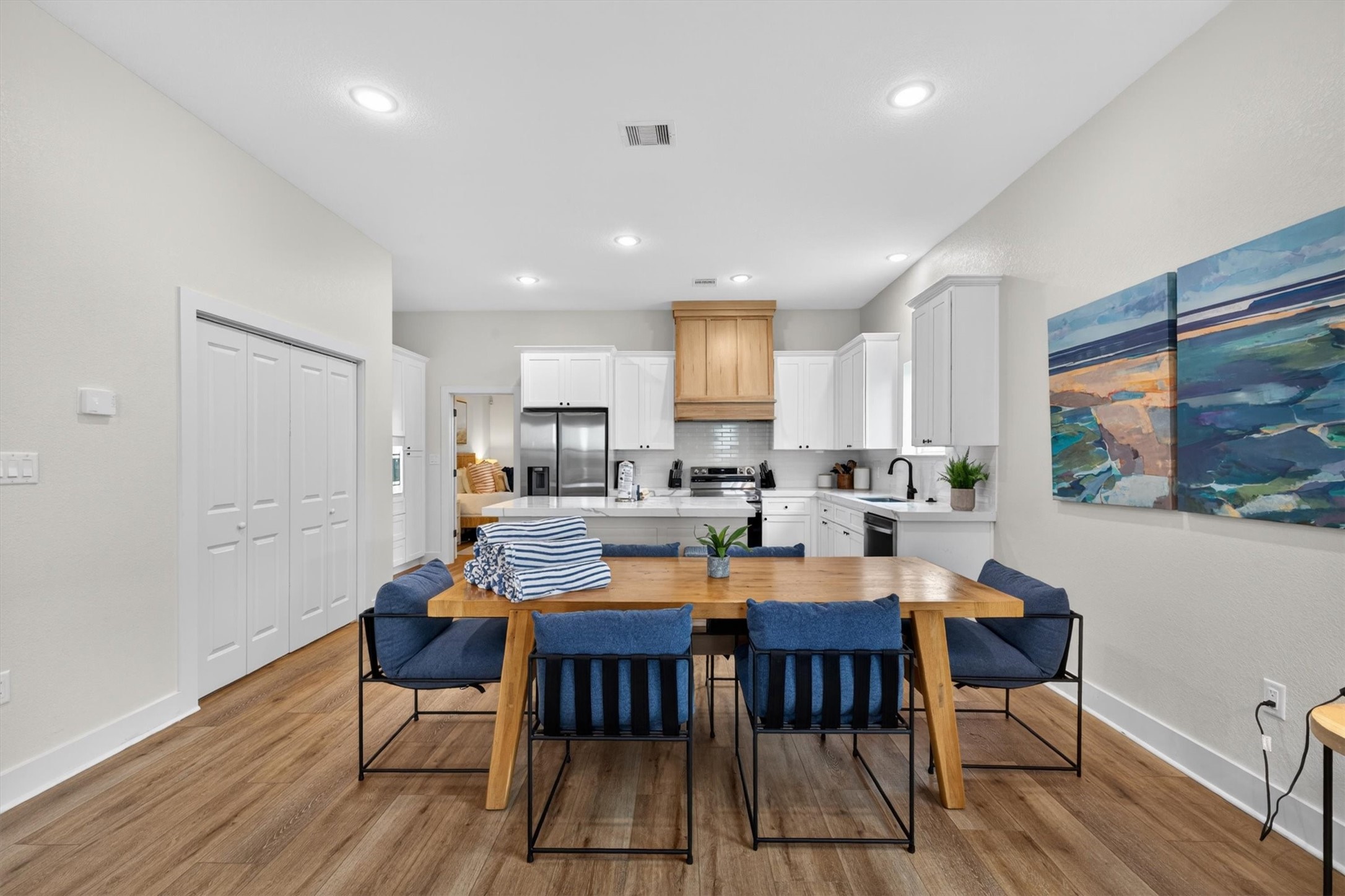2503 103rd Street Property Photo 12
