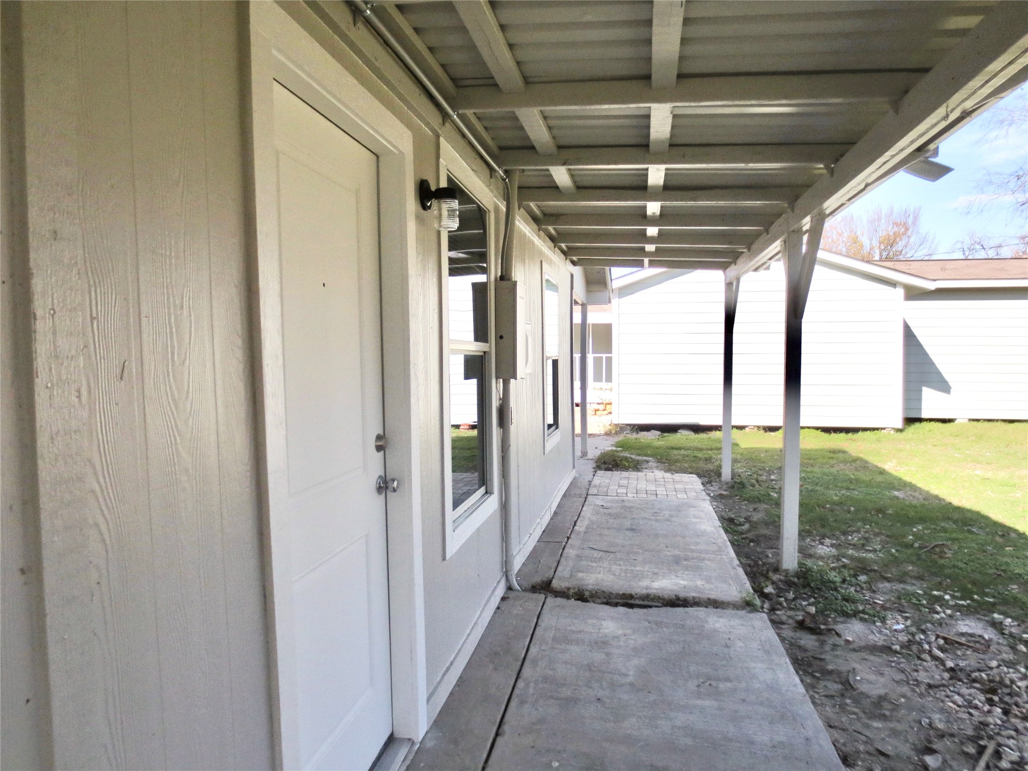2204 Parker Road B Property Photo 7