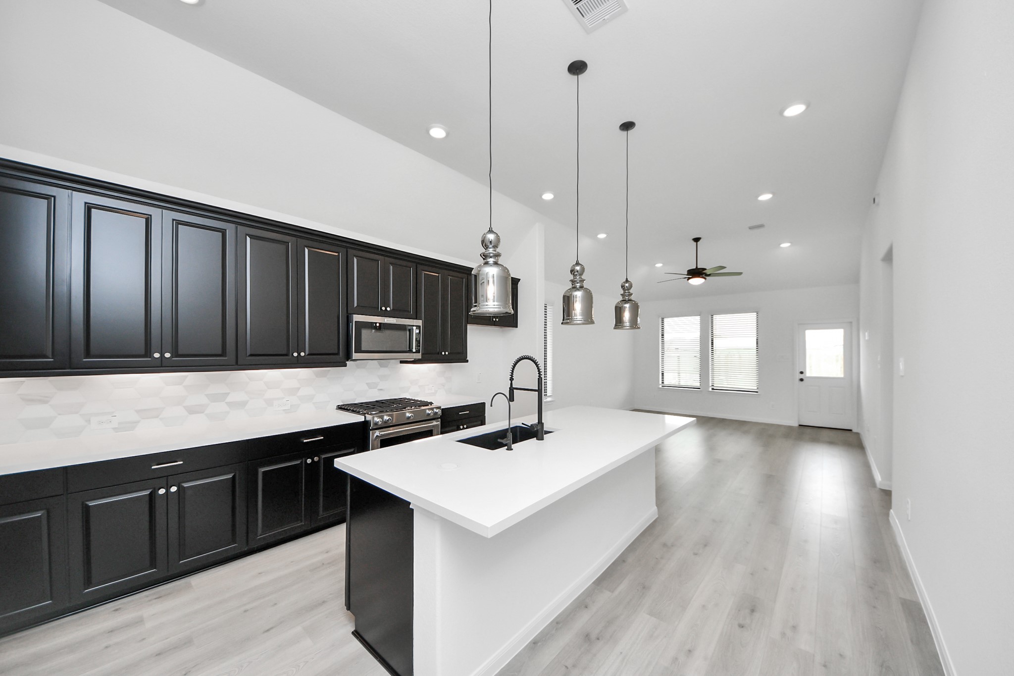 21123 Secret Garden Lane Property Photo 28