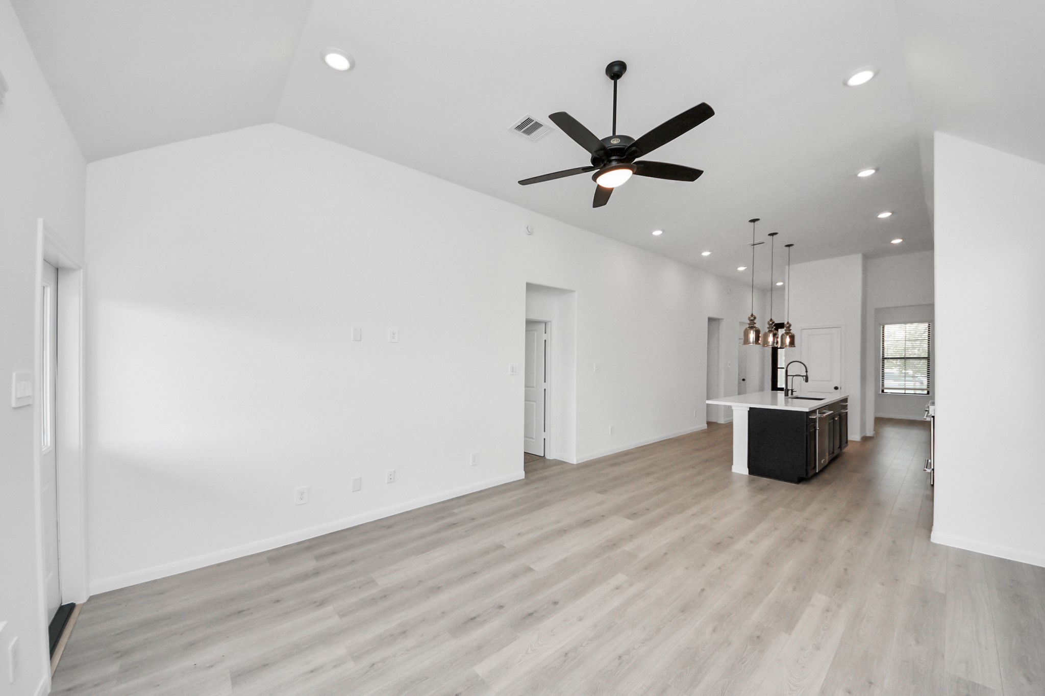 21123 Secret Garden Lane Property Photo 31