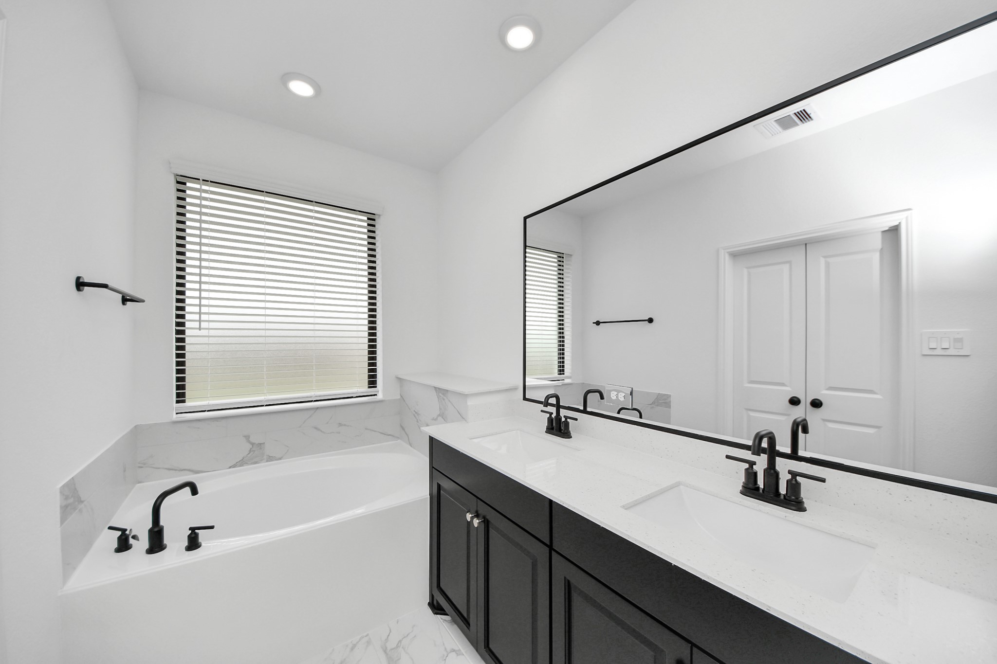 21123 Secret Garden Lane Property Photo 38