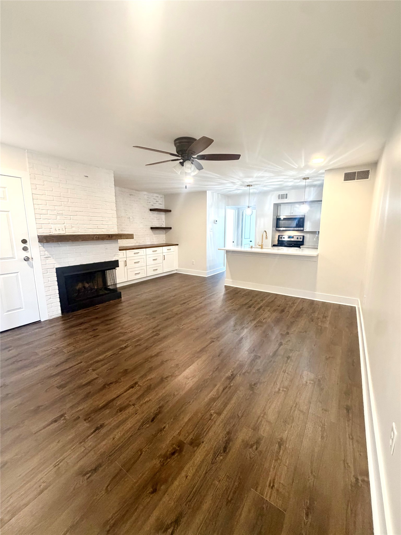 18617 Egret Bay Boulevard 504 Property Photo 2