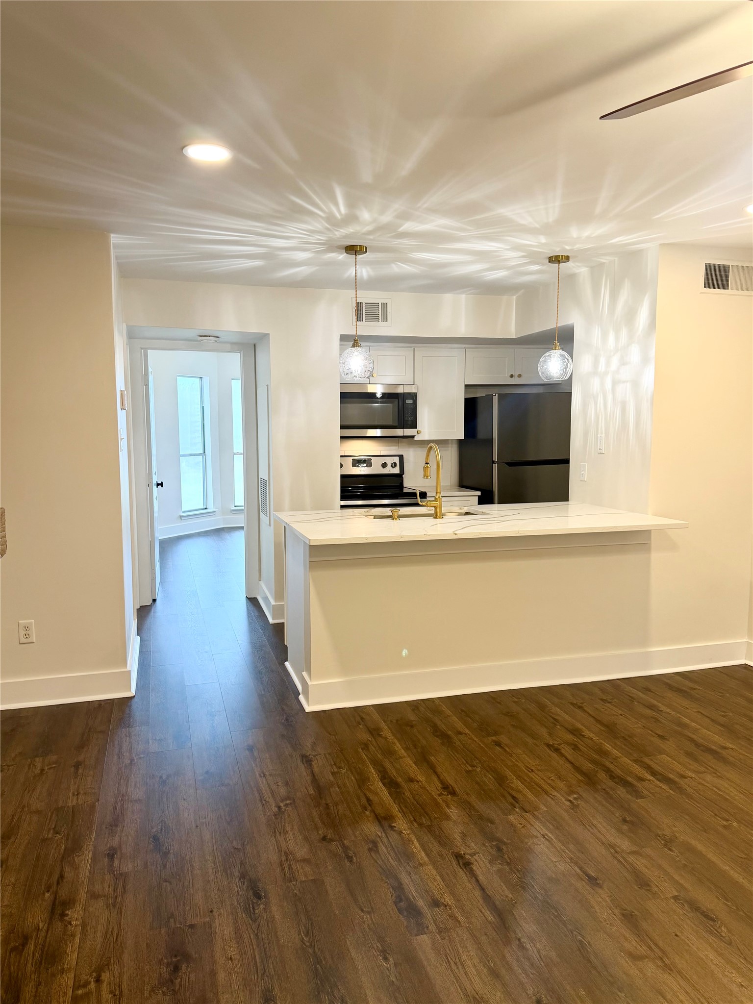 18617 Egret Bay Boulevard 504 Property Photo 3