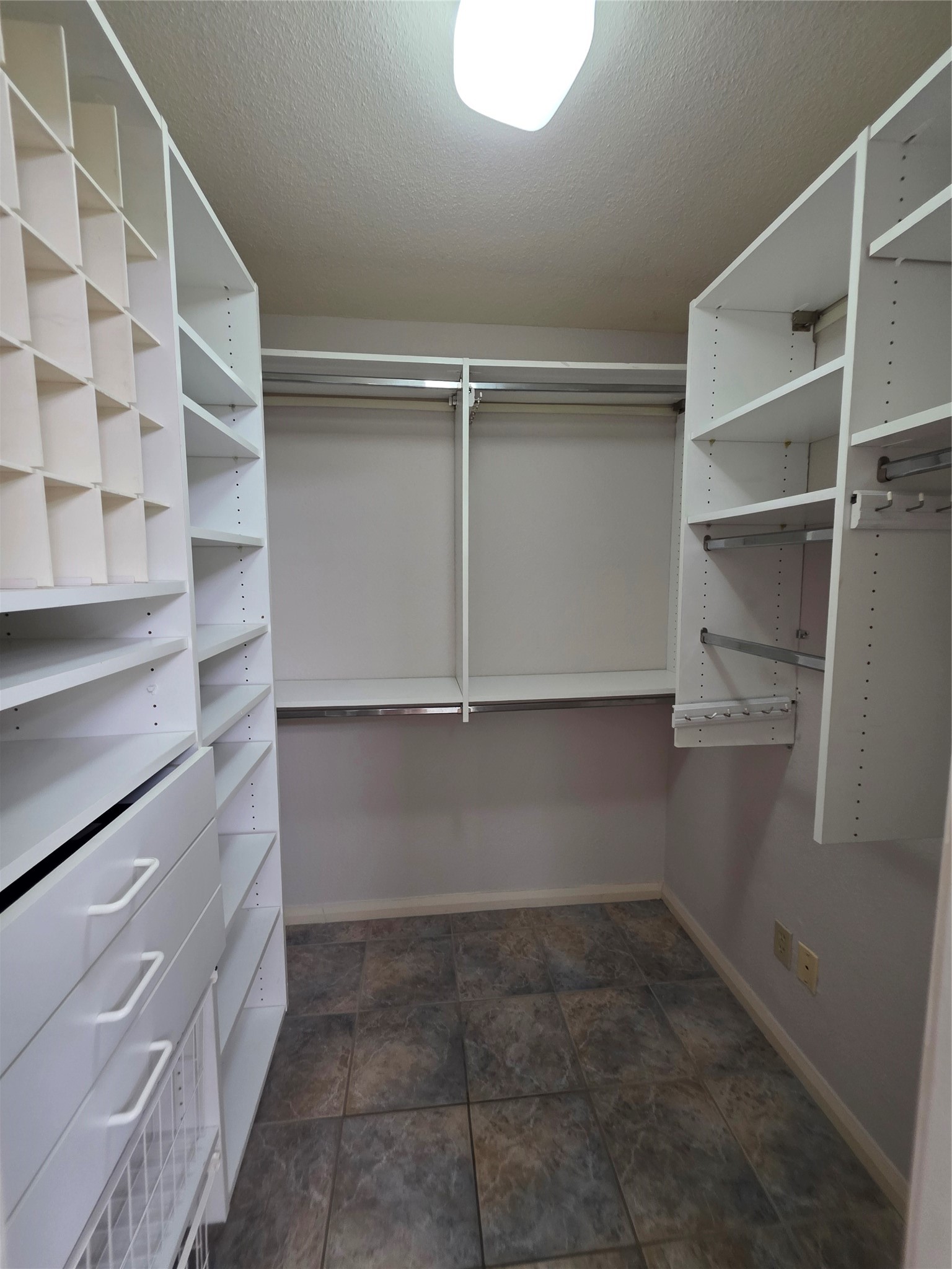 2013 Enterprise Avenue Property Photo 10